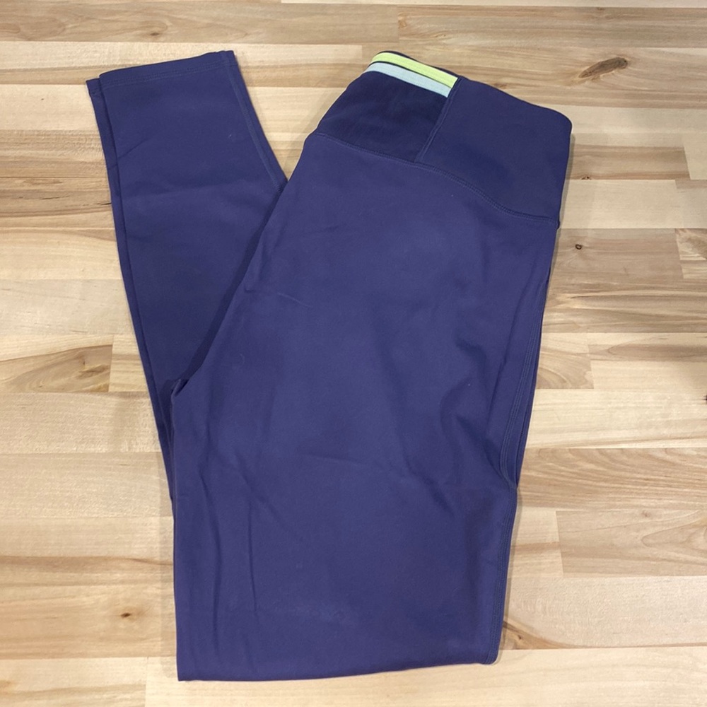 Fabletics leggings.